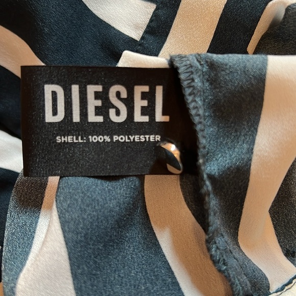 CRISS CROSS CROPPED STRIPED BLOUSE BY Diesel Size Small - Picture 8 of 9